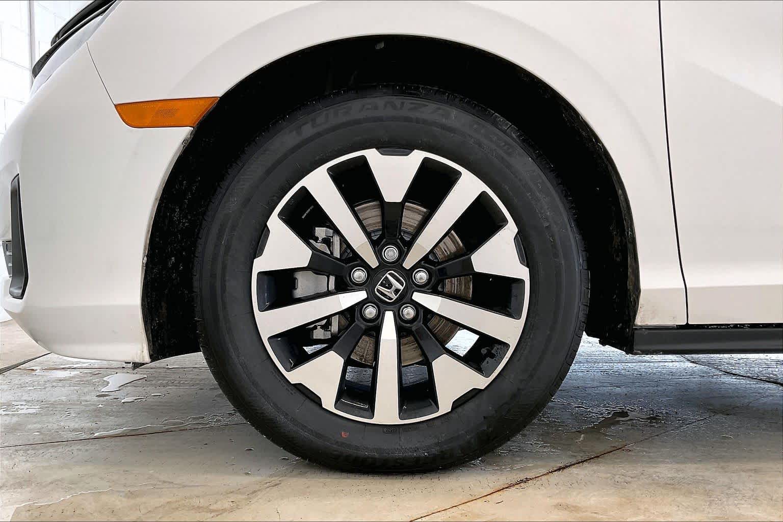 Thumbnail: 2026 Honda Odyssey - 8