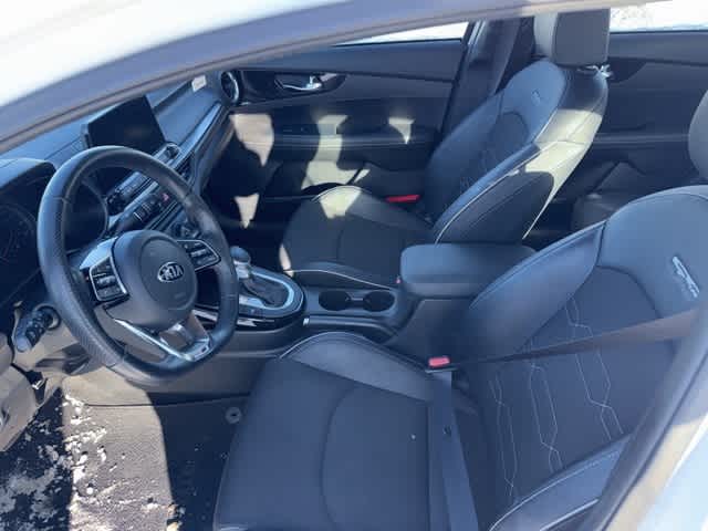 Thumbnail: 2020 Kia Forte - 10
