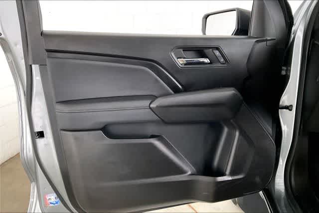 Thumbnail: 2024 Chevrolet Colorado - 30