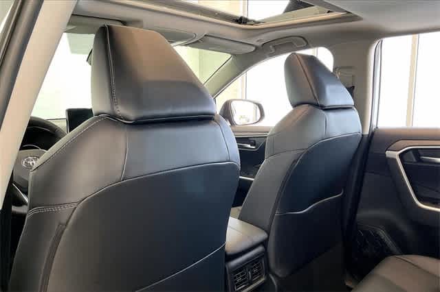 Thumbnail: 2023 Toyota RAV4 - 13