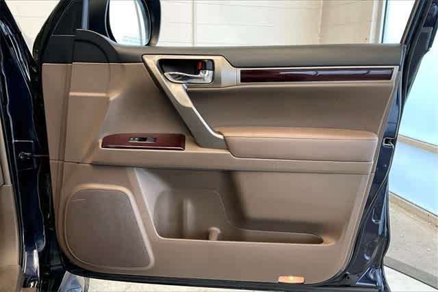 Thumbnail: 2018 Lexus GX - 31