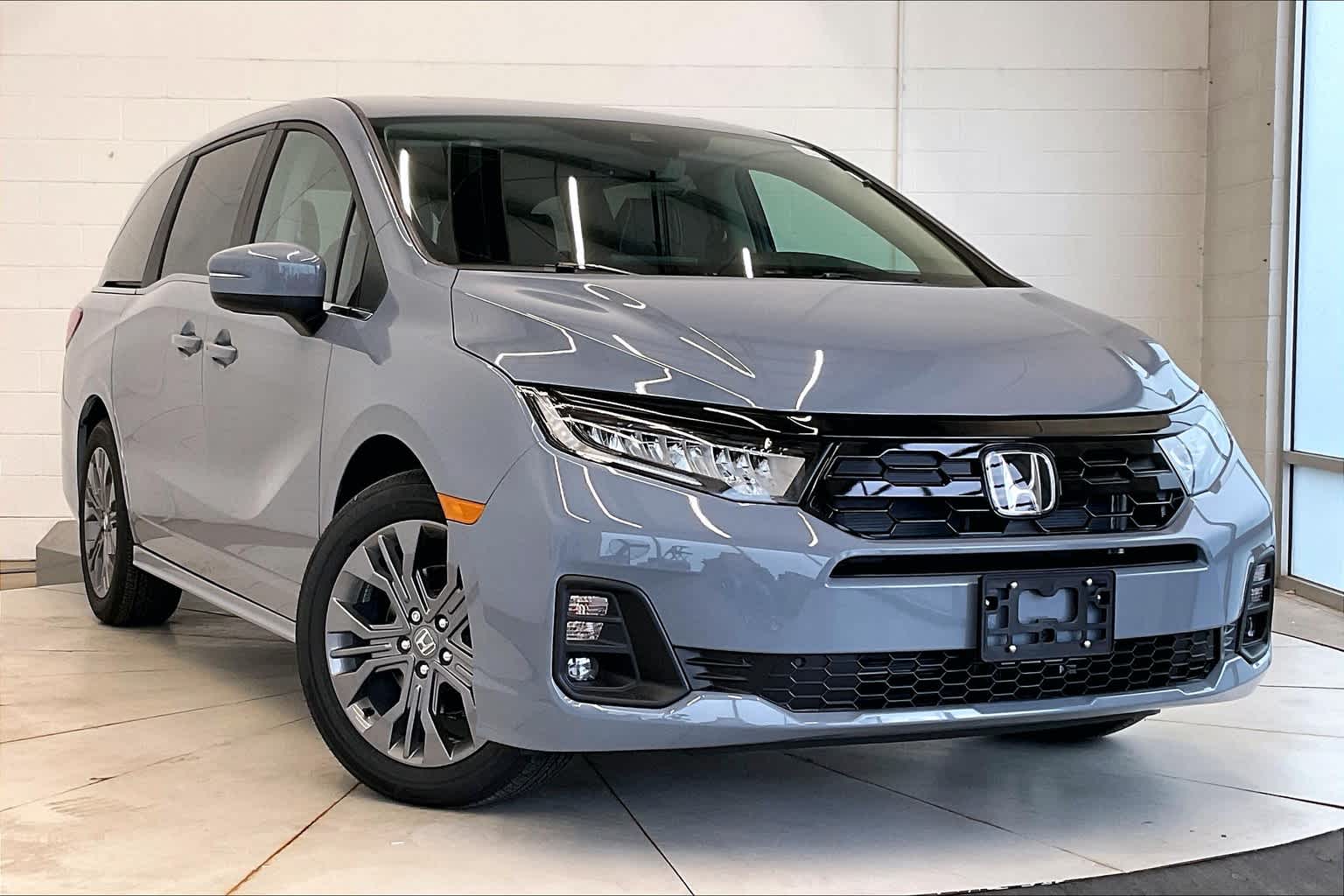 2025 Honda Odyssey Touring 22