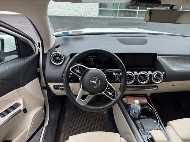 Thumbnail: 2022 Mercedes-Benz GLA - 8
