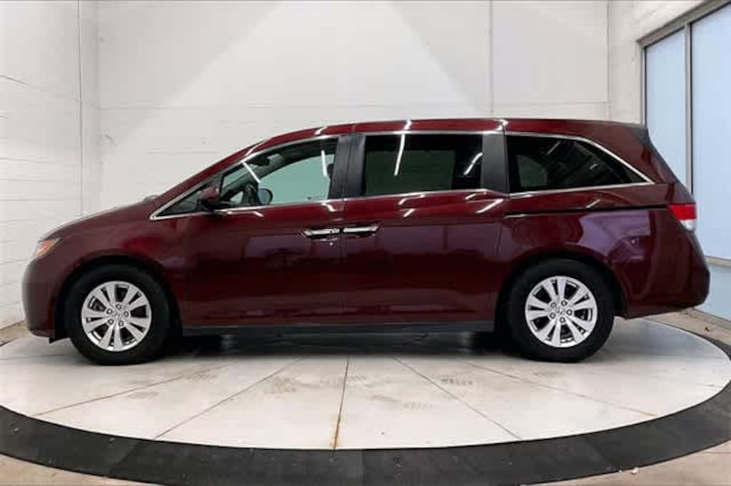 Used 2016 Honda Odyssey EX-L Van Passenger Van