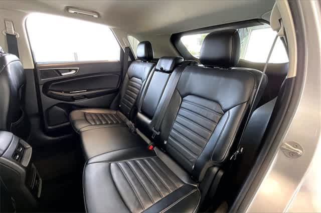 Thumbnail: 2015 Ford Edge - 14
