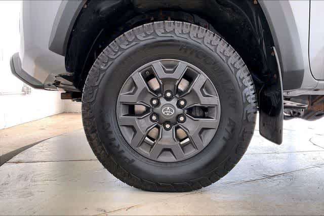 Thumbnail: 2021 Toyota Tacoma - 9