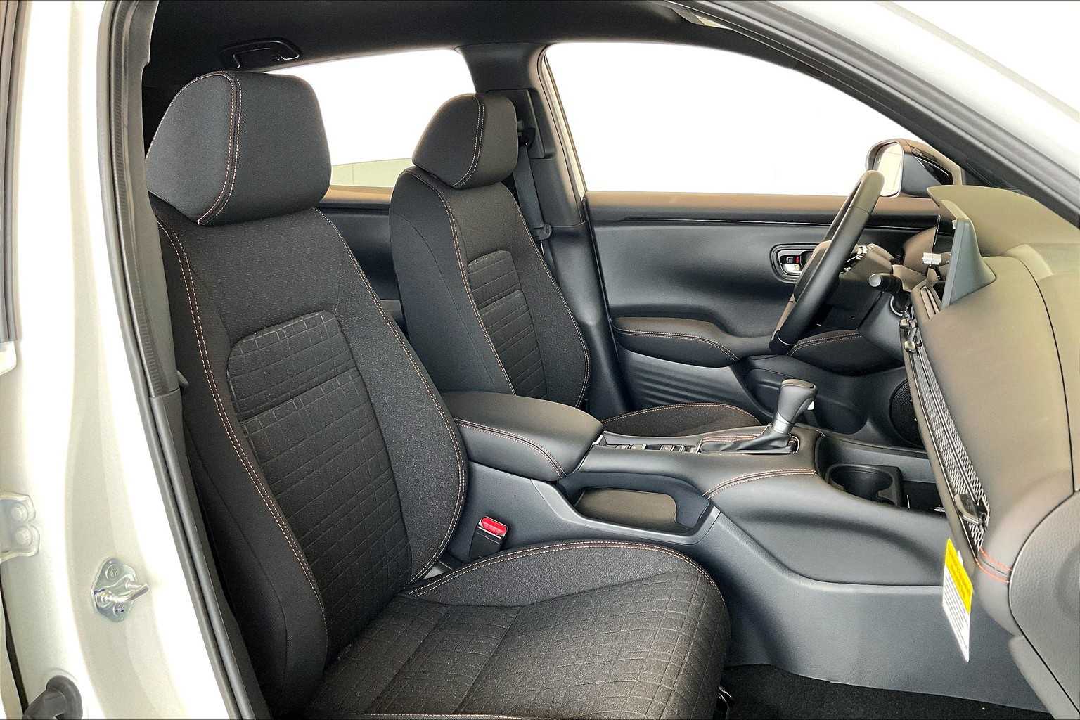 Thumbnail: 2026 Honda HR-V - 14