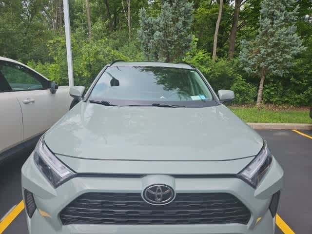 Thumbnail: 2022 Toyota RAV4 - 9
