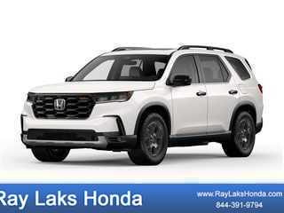 2025 Honda Pilot TrailSport's photo