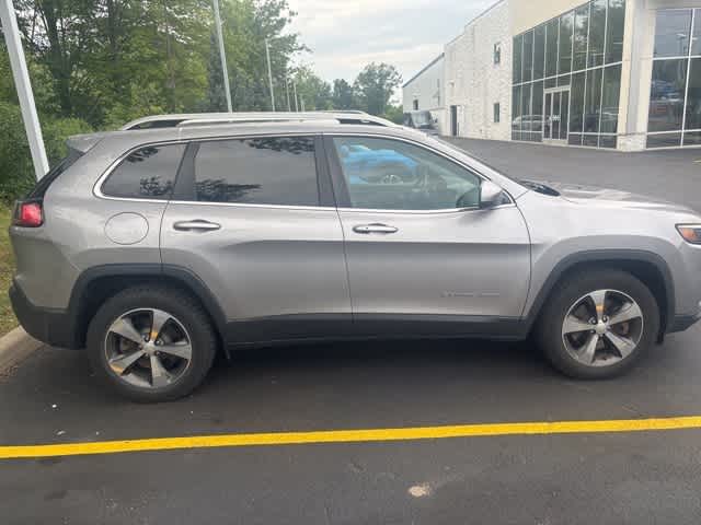 Thumbnail: 2019 Jeep Cherokee - 5