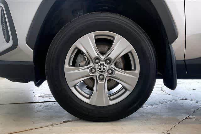 Thumbnail: 2023 Toyota RAV4 - 9