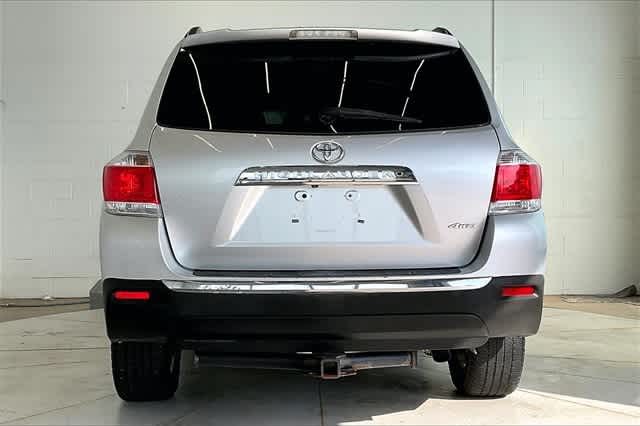 Thumbnail: 2012 Toyota Highlander - 6