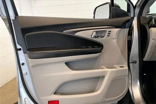 Thumbnail: 2022 Honda Pilot - 30