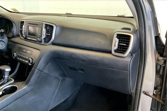 Thumbnail: 2017 Kia Sportage - 25