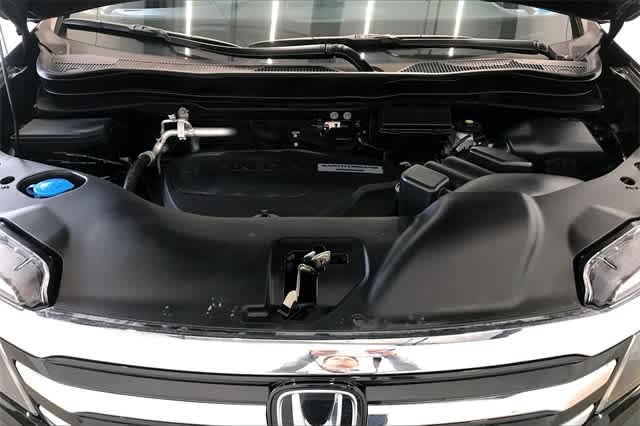 Thumbnail: 2016 Honda Pilot - 9