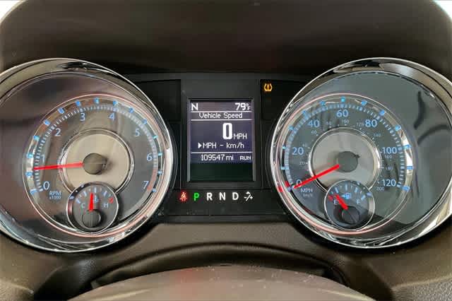 2015 Chrysler Town & Country Touring 18