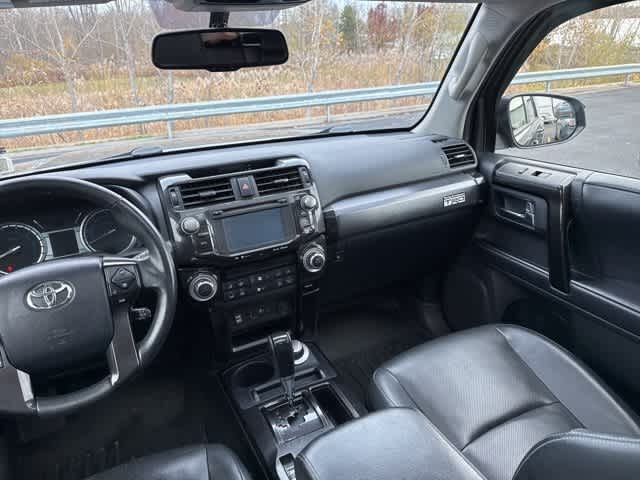 Thumbnail: 2019 Toyota 4Runner - 10