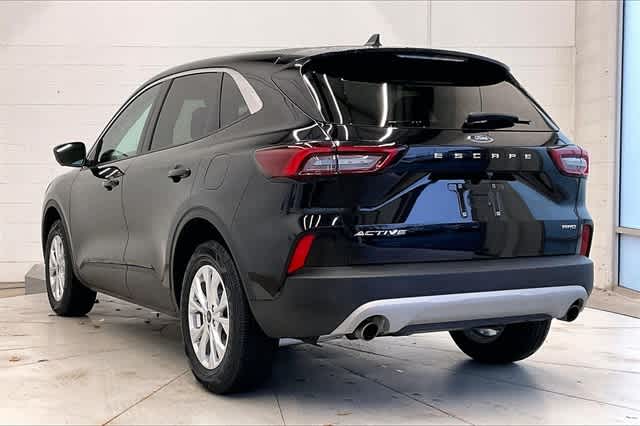 Thumbnail: 2023 Ford Escape - 5