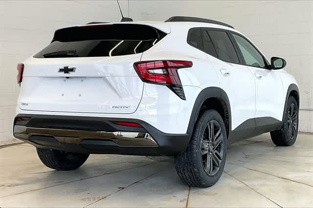 Thumbnail: 2025 Chevrolet Trax - 24