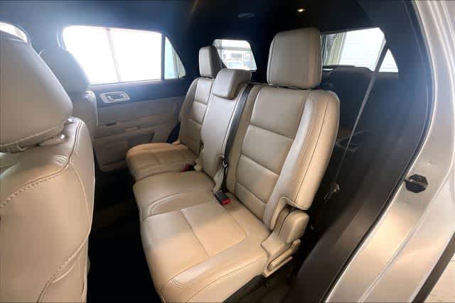 Thumbnail: 2014 Ford Explorer - 14