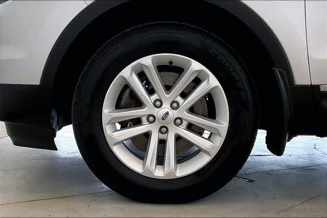 Thumbnail: 2014 Ford Explorer - 9
