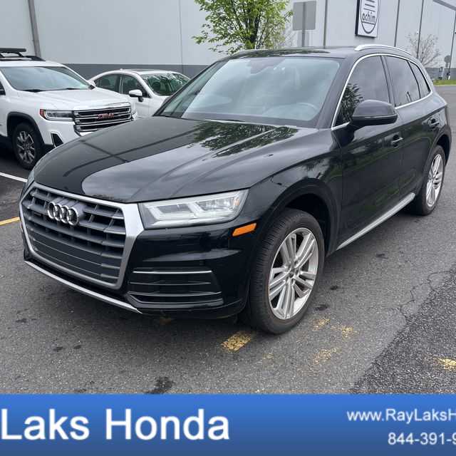 2018 Audi Q5 2.0T quattro S tronic Premium Plus's photo