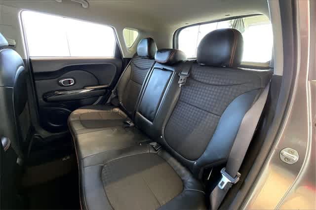 Thumbnail: 2017 Kia Soul - 14