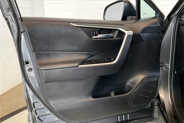 Thumbnail: 2023 Toyota RAV4 - 30