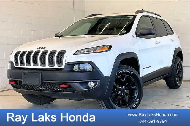 2016 Jeep Cherokee Trailhawk -
                  Orchard Park, NY