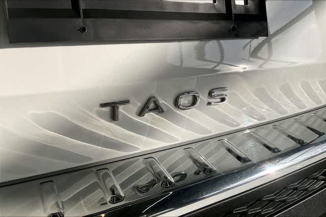 Thumbnail: 2022 Volkswagen Taos - 35