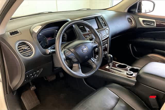 2016 Nissan Pathfinder SL 3