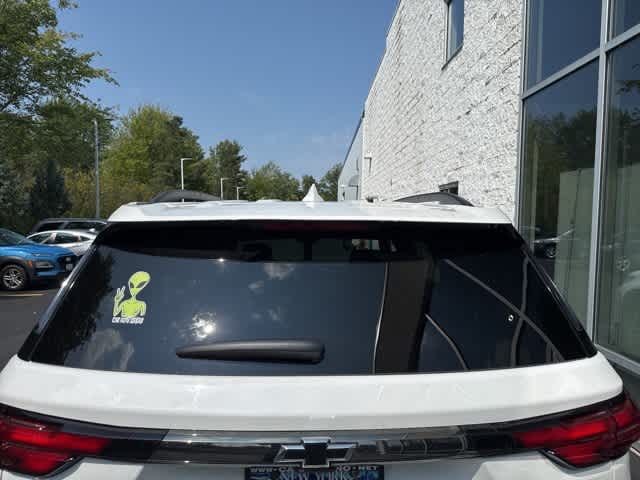 Thumbnail: 2023 Chevrolet Traverse - 6