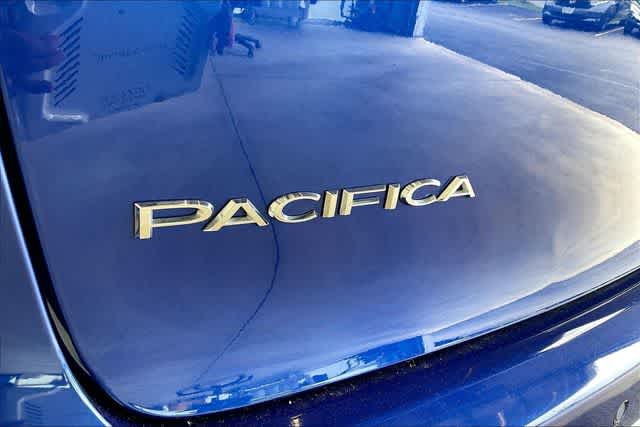 Thumbnail: 2021 Chrysler Pacifica - 35