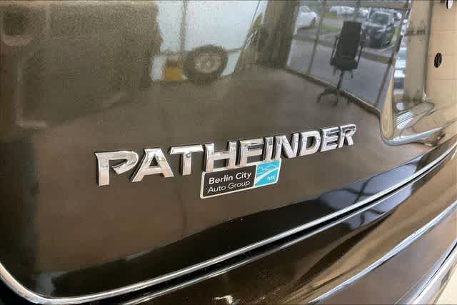 Thumbnail: 2015 Nissan Pathfinder - 35