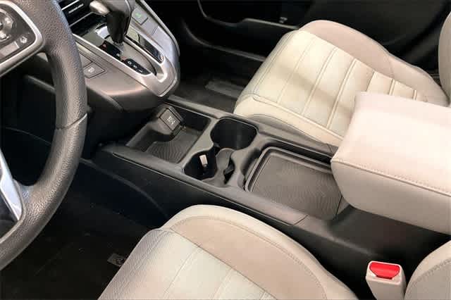Thumbnail: 2019 Honda CR-V - 18