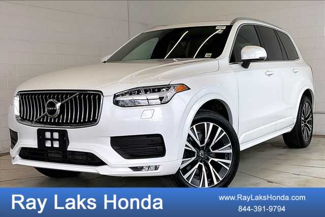 2021 Volvo XC90 T6 Momentum -
                  Orchard Park, NY