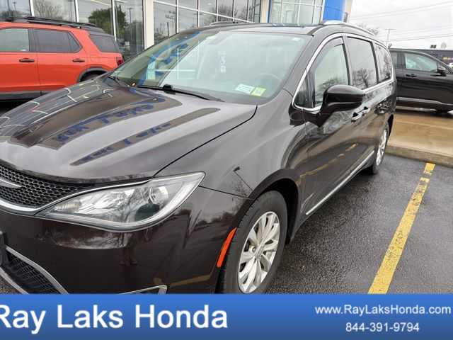 2018 Chrysler Pacifica Touring L -
                  Orchard Park, NY
