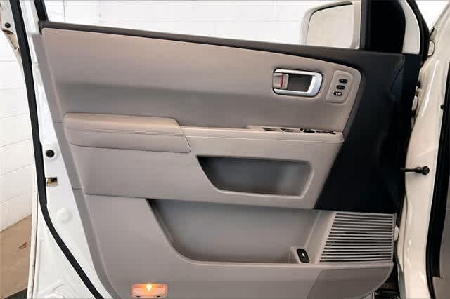 Thumbnail: 2015 Honda Pilot - 30