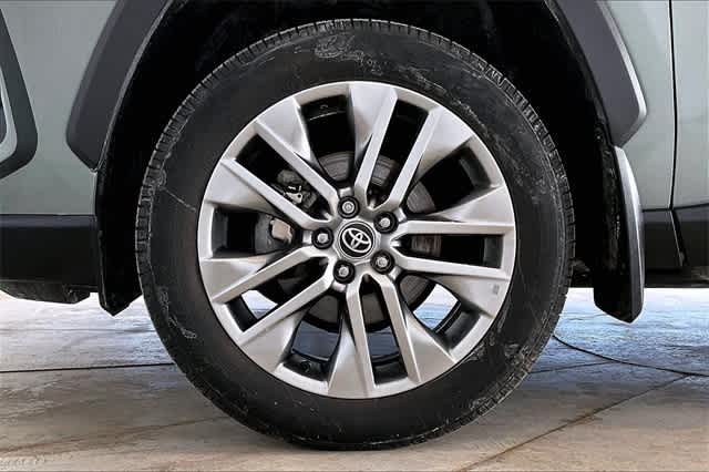 Thumbnail: 2023 Toyota RAV4 - 9