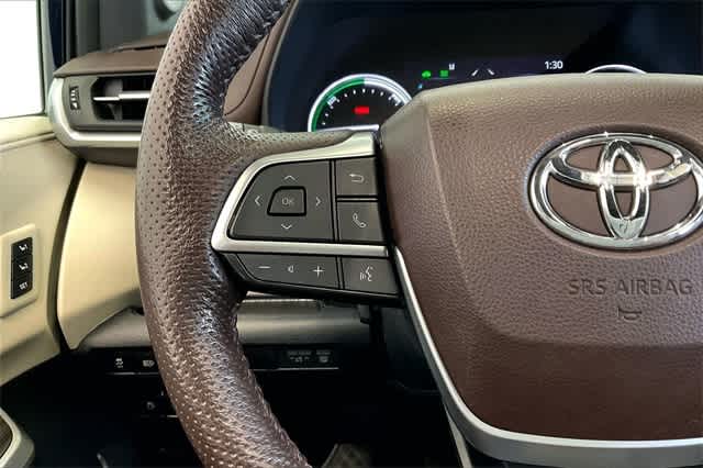 Thumbnail: 2023 Toyota Sienna - 27
