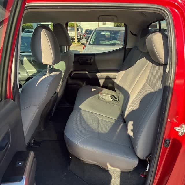 Thumbnail: 2022 Toyota Tacoma - 9