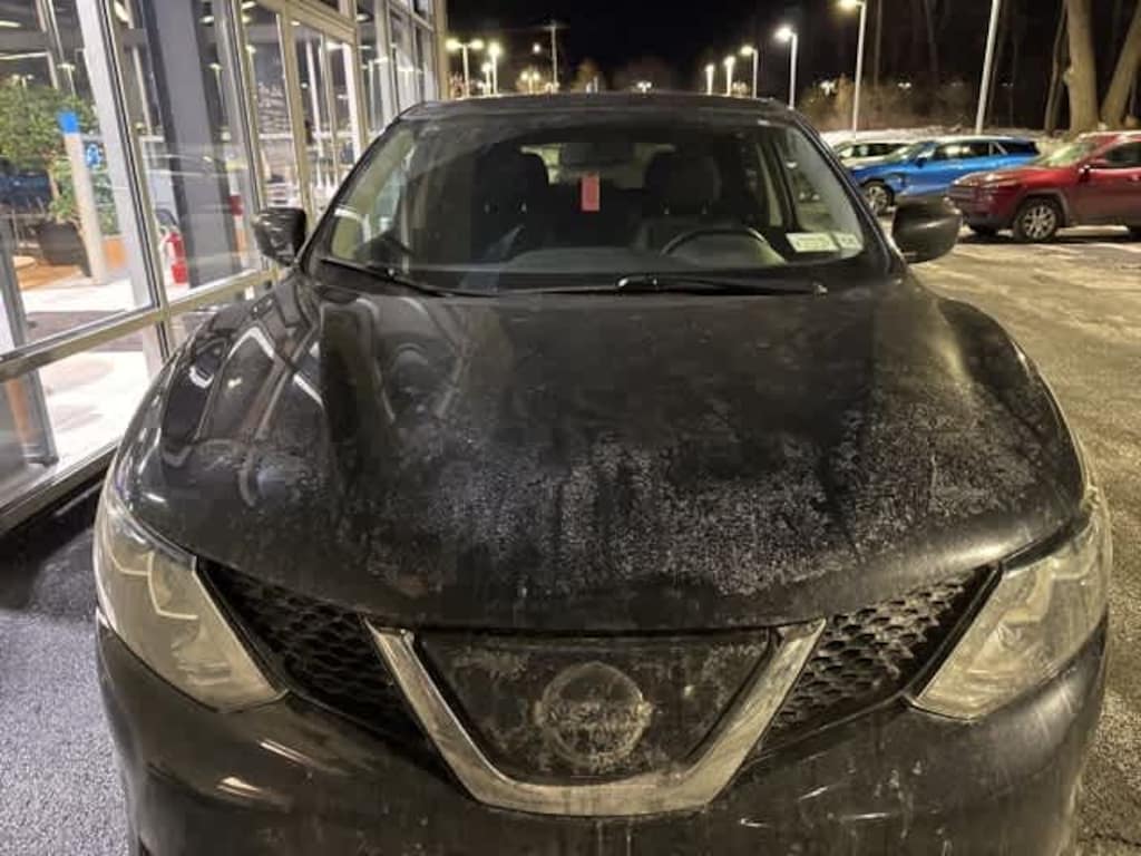 Used 2018 Nissan Rogue Sport S SUV