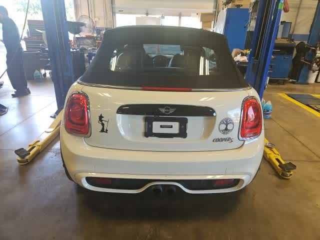Thumbnail: 2017 MINI Cooper Convertible - 4