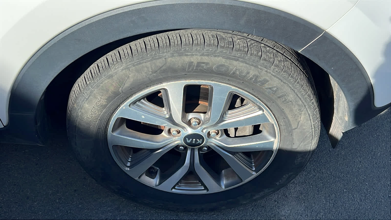 Thumbnail: 2016 Kia Sportage - 5