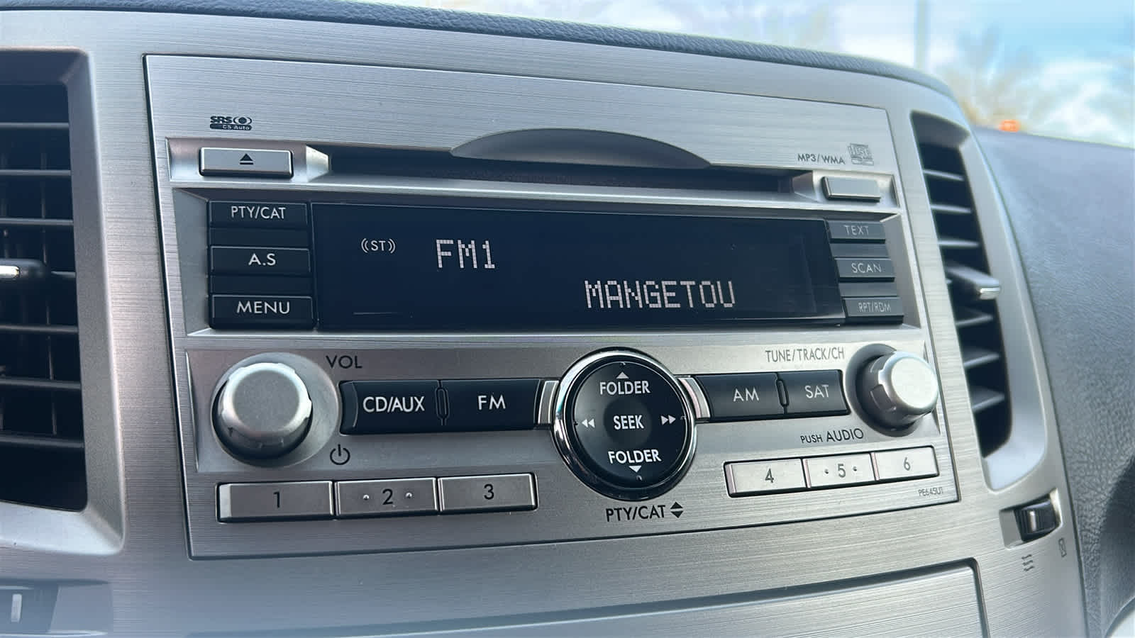 Thumbnail: 2011 Subaru Outback - 15