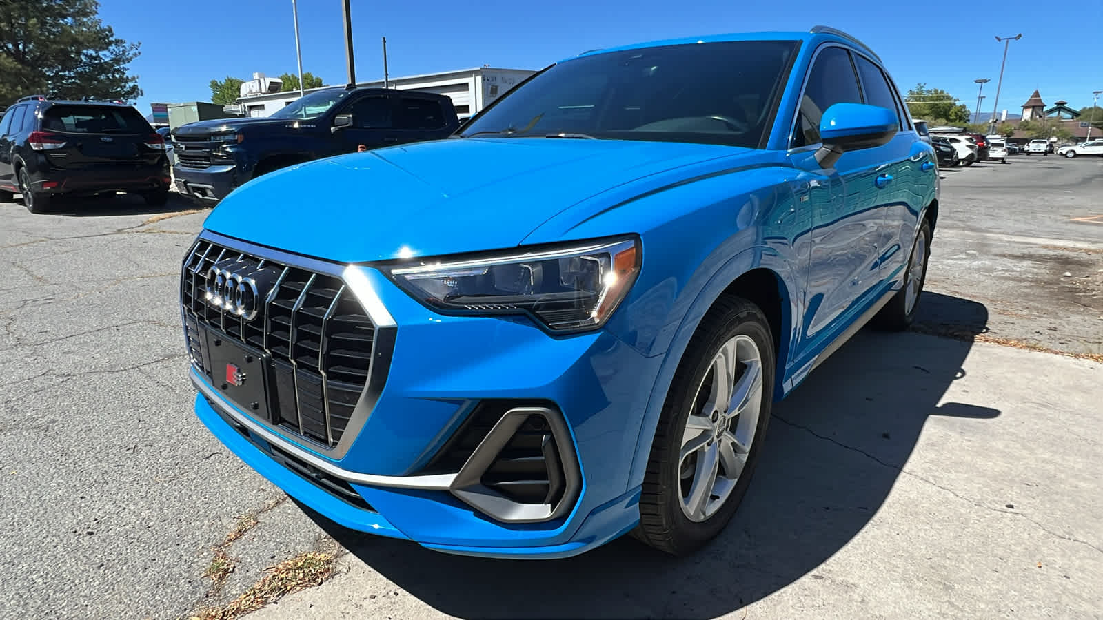 Thumbnail: 2020 Audi Q3 - 1