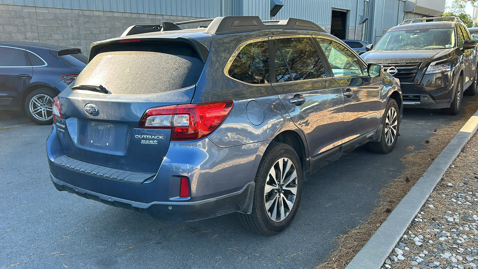 Thumbnail: 2017 Subaru Outback - 12