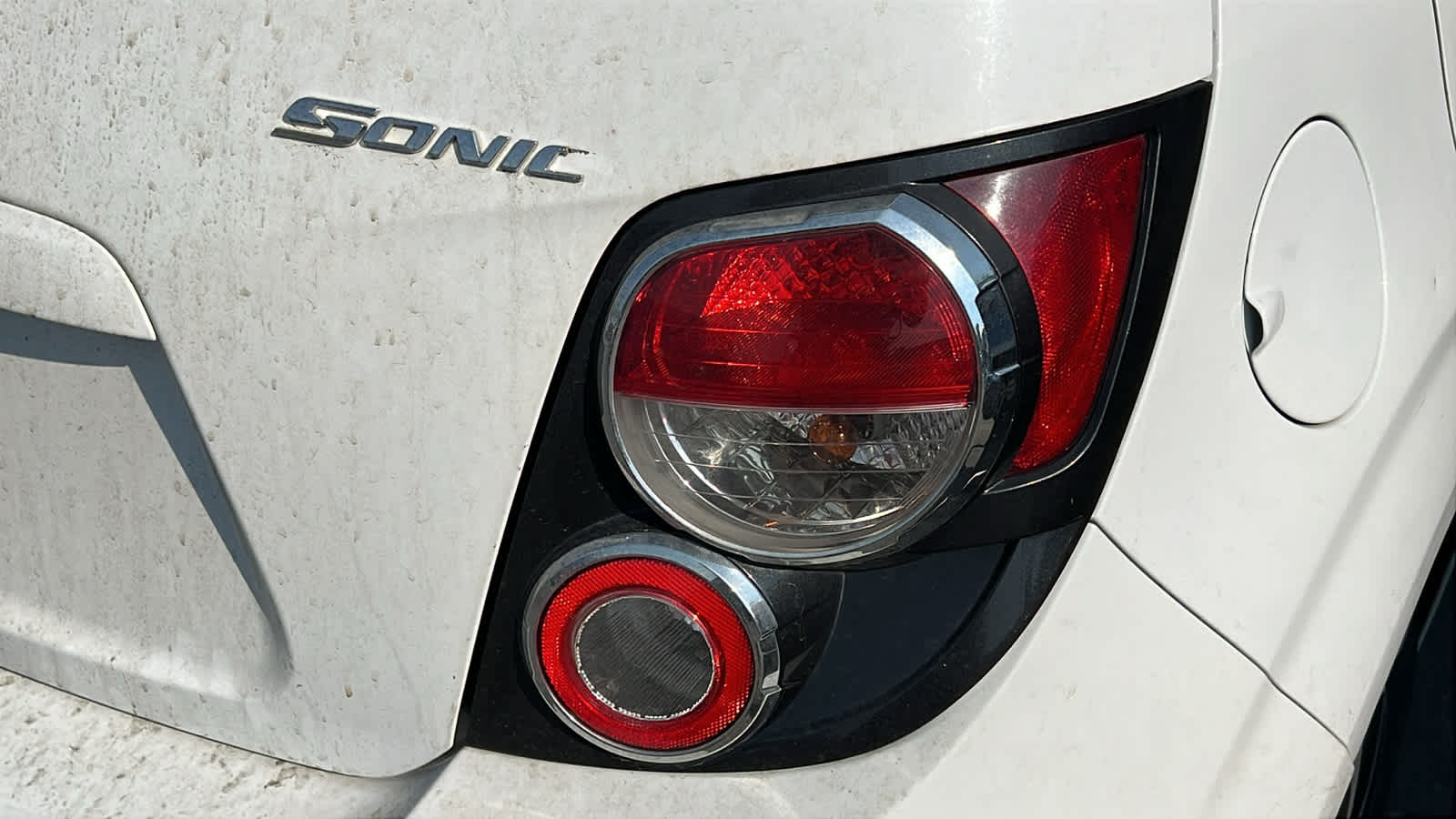 Thumbnail: 2015 Chevrolet Sonic - 13