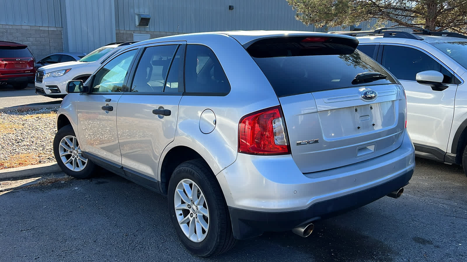 Thumbnail: 2013 Ford Edge - 15