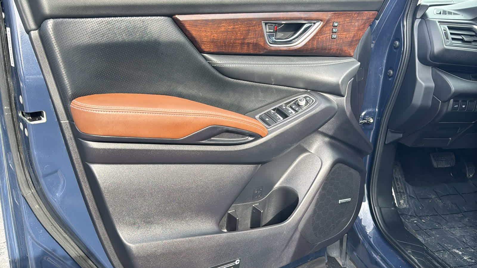 Thumbnail: 2023 Subaru Ascent - 24